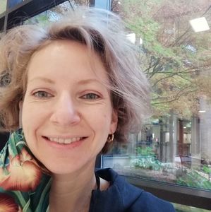 Meet your Posher, Jenny